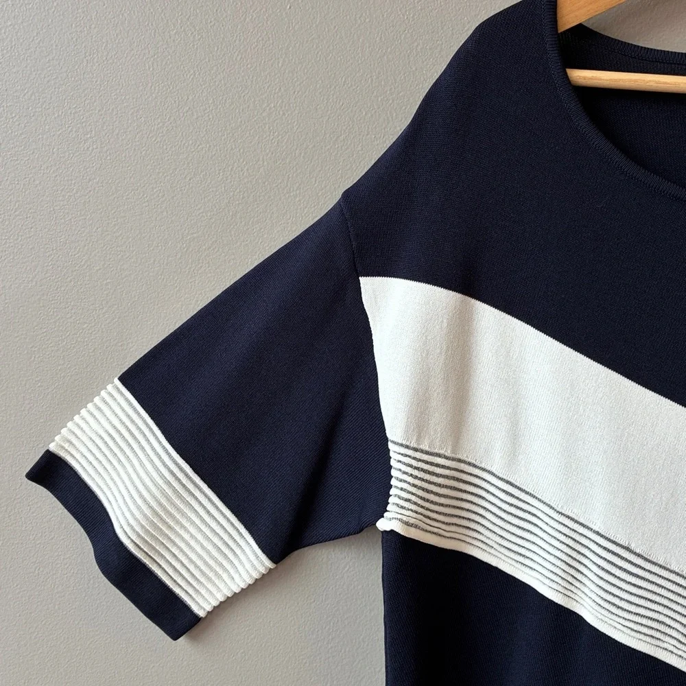 Vecceli Italy Navy White Asymmetrical Boat Neck Top, Large - Picture 3 of 9